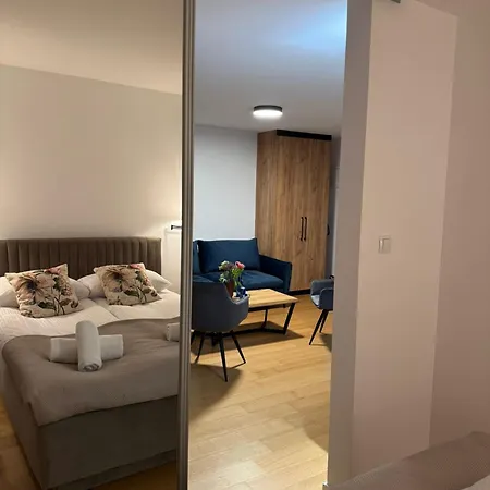 Dabrowka Cieplice Zdroj *