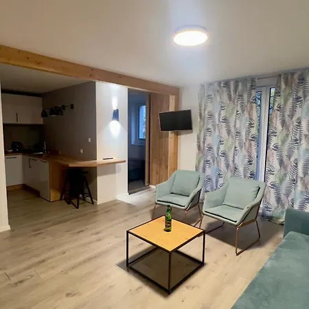 Dabrowka Cieplice Zdroj *