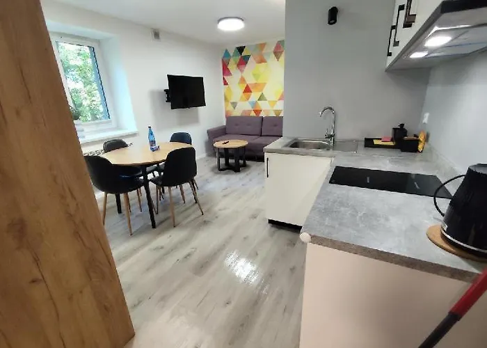 Dąbrówka Cieplice Zdrój *