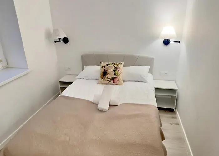 Dabrowka Cieplice Zdroj * Jelení Hora